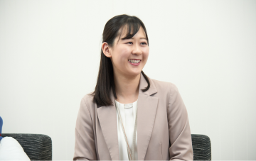 城南信用金庫 バンキングアプリ推進室 三輪　歩実 様